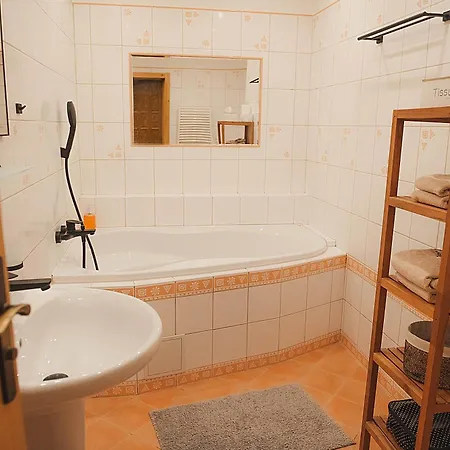 Pod Hradem Gasthof Potštejn