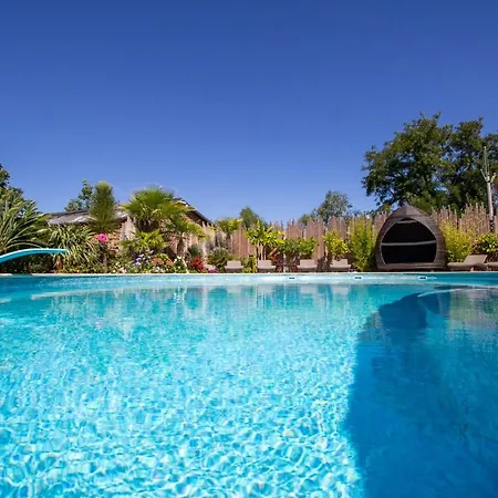 Pod Hradem Guest house